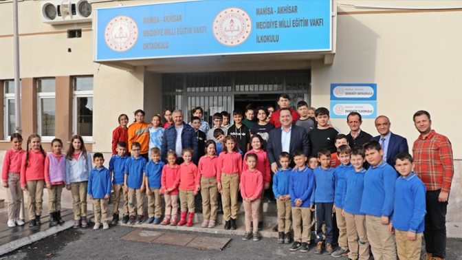 Akhisar Belediyesi, Mecidiye Okulu’nun ihtiyaçlarını karşıladı