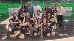 Genç Kızlar Voleybol Şampiyonu Çağlak Anadolu Lisesi