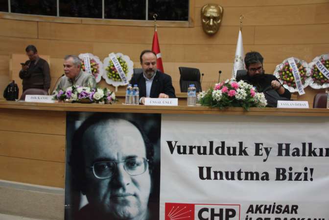 CHP Akhisar İlçe Teşkilatından Uğur Mumcu paneli