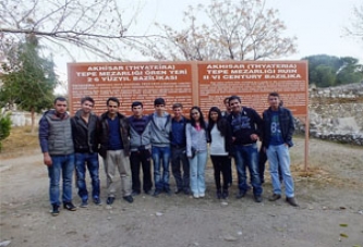 ADD Gençlik Kollarından Tepe Mezarlığına Ziyaret