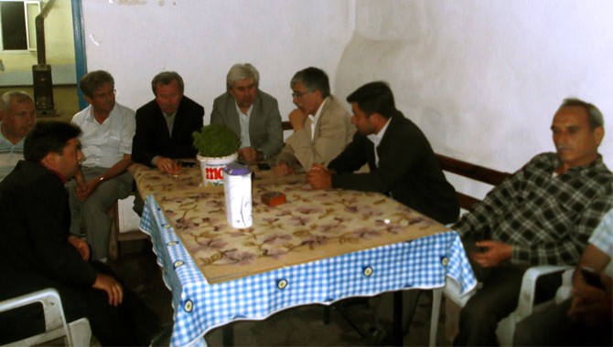 Ak Parti Akhisar ilçe Teşkilatı seçim çalışmalarını sürdürüyor