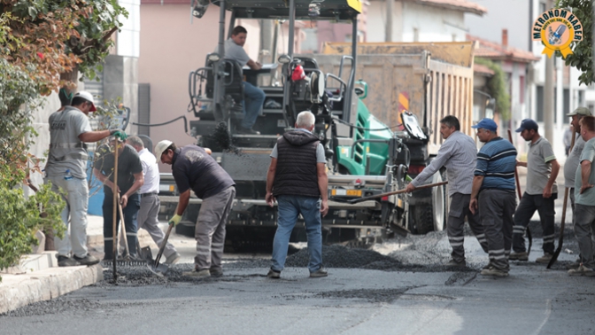 Akhisar Belediyesi Dört Koldan Çalışmalarına Devam Ediyor