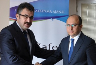 Akhisar Belediyesi Enerjisini Rüzgar ve Güneşten Çıkaracak