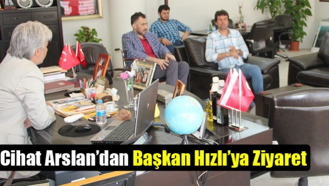 Akhisar Belediyespor Teknik Direktörü Cihat Arslan’dan Başkan Hızlı’ya Ziyaret