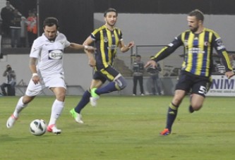 Akhisar Bld: 1 Fenerbahçe : 2