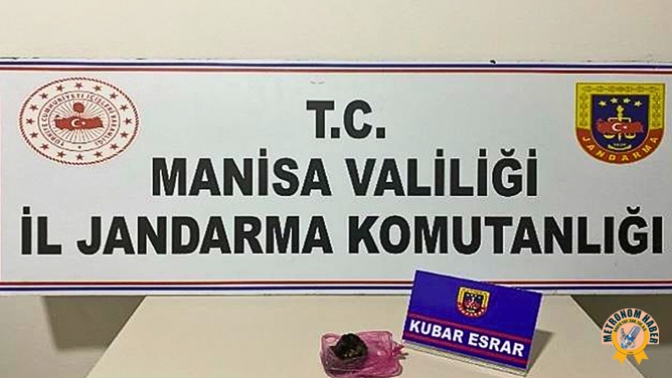 Akhisar’da Jandarma, 8 Yıl Kesinleşmiş Cezası Olan Şahsı Yakaladı