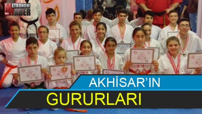 AKHİSAR’IN GURURLARI