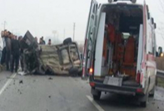 AKHİSAR YOLUNDA KAZA! 1 ÖLÜ, 3 YARALI