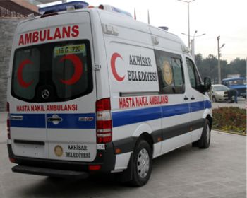 Akhisar Belediyesi Modern Yeni Ambulansına Kavuştu