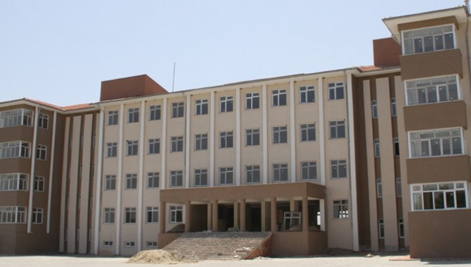 Akhisar'a 2. Endüstri Meslek Lisesi