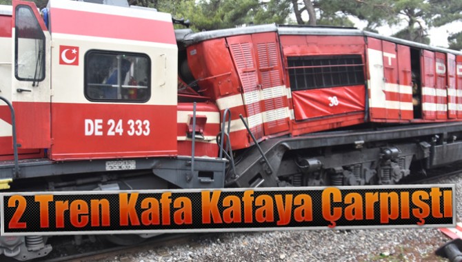 Akhisar'da 2 Tren Kafa Kafaya Çarpıştı 2 Makinist Yaralandı.
