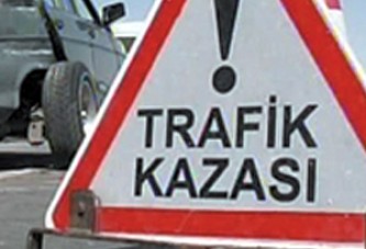 Akhisar'da Trafik kazası 1 ölü 1 yaralı