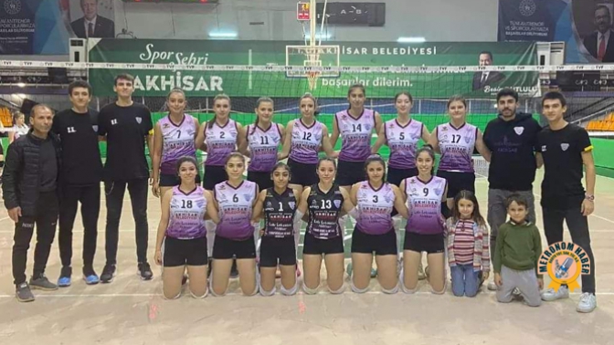 Akhisargücü Voleybolda Namağlup Devam Ediyor