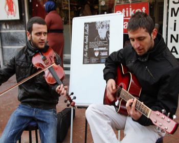 Akhisarlı Kültür ve Sanat Kulüpleri de Festivale Destek Oldu