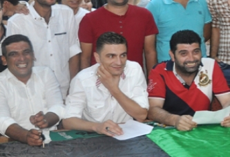 Akigolar, Stad İçin İmza Kampanyasına Karşı Çıktı