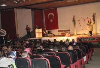 AKSAD’tan Türkülü Şiirli Muhteşem Gece