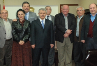 Aksek Vakfı Yönetiminden Kaymakam Kaan Peker’i Nezaket Ziyareti
