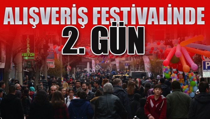 Alışveriş Festivalinin İkinci Gününde Sokaklar Renklendi