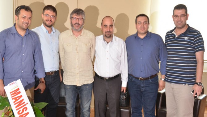 Baro’dan Akhisarspor Teknik Direktörü Akçay’a Ziyaret