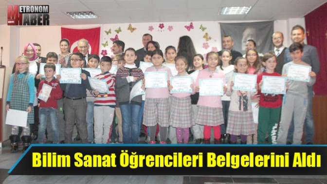 Bilim Sanat Öğrencileri Belgelerini Aldı