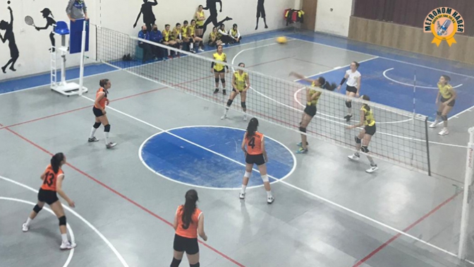 CUMHURİYET KUPASI VOLEYBOL MÜSABAKALARI İLE DEVAM EDİYOR