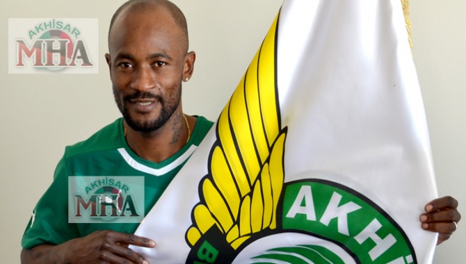 Didier Zokora Akhisarspor'da İmzayı Attı