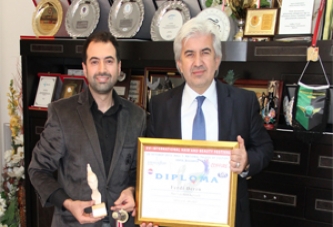Dünya Birincisi Berber Ferdi Deren’den, Başkan Hızlı’ya Ziyaret