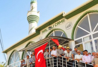 FATİH CAMİİ TÖRENLE İBADETE AÇILDI