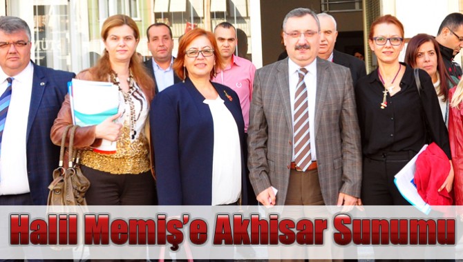 Halil Memiş’e Akhisar Sunumu
