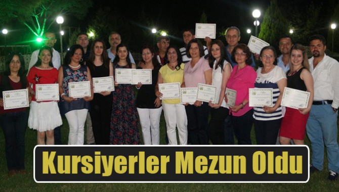 Halk Eğitim Merkezi Halk Oyunları Kursiyerleri Mezun Oldu