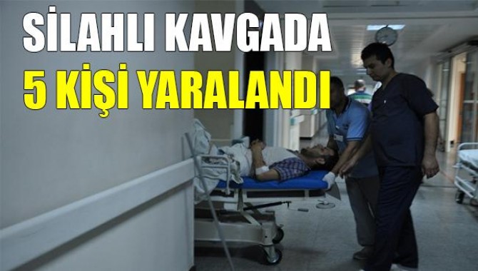 Kasaba Teksas Gibi Oldu, Silahlı Kavgada 5 Kişi Yaralandı