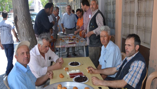 Marangozlar Somalı İşçileri Unutmadı