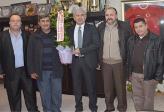 Meyve ve Sebzeciler Odası Yeni Yönetiminden Başkan Hızlı’ya Ziyaret