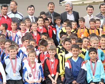 Minikler Futbol Turnuvası Sona Erdi