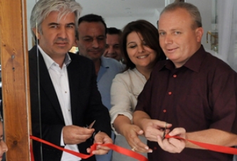 Moda Kolik Ayakkabı ve Çanta Hizmete Açıldı