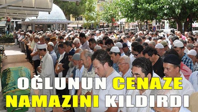 Oğlunun Cenaze Namazını Kıldırdı