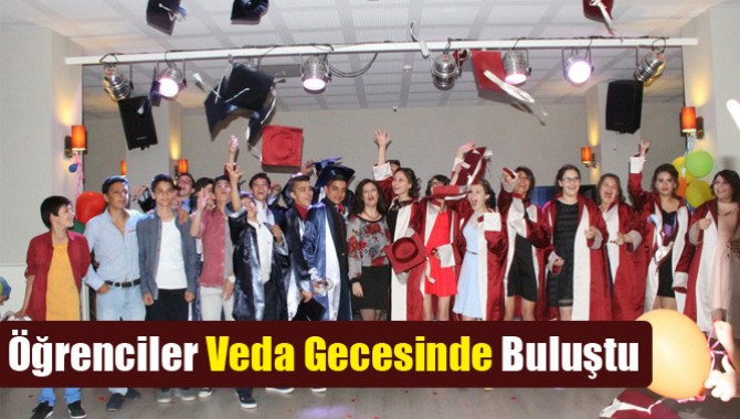 Öğrenciler Veda Gecesinde Buluştu