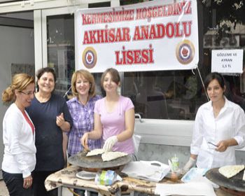 Okul Aile Birliğinden Kermes