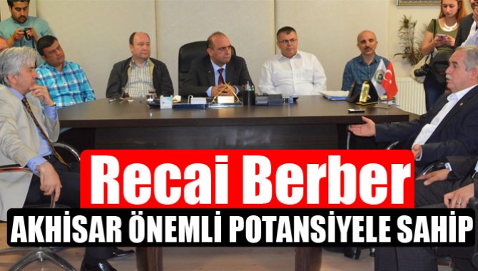 Recai Berber’den Akhisar Ticaret ve Sanayi Odası(ATSO)’yu ziyaret etti