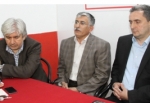 Ak Parti Heyetinden Balıkesirliler Derneğine Ziyaret