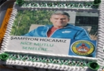 Akhisar Belediyespor’da İdman Öncesi Sürpriz Doğum Günü
