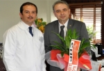 Akhisar CHP İlçe Teşkilatı 14 Mart Tıp Bayramını Kutladı