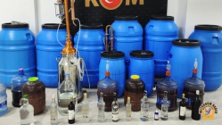 Akhisar Dahil 4 İlçede İllegal Alkol Baskını