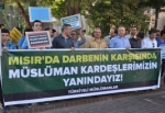 Akhisar’dan Mısır’a Protesto