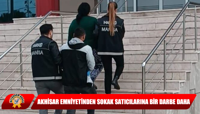 Akhisar Emniyetinden Sokak Satıcılarına Bir Darbe Daha