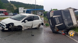 Akhisar-Saruhanlı Arası Kaza 2 Yaralı