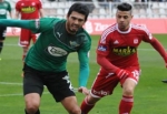 Akhisar Sivas'ta 3 Puan Bıraktı