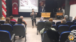 Akhisar'da Bağımlılıkla Mücadelede Öğrenci Ve Velilere Eğitim Verildi
