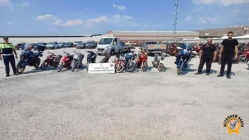 Akhisar'da çalıntı 9 motosiklet sahibine teslim edildi