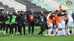 Akhisarspor Evinde Galip Geldi